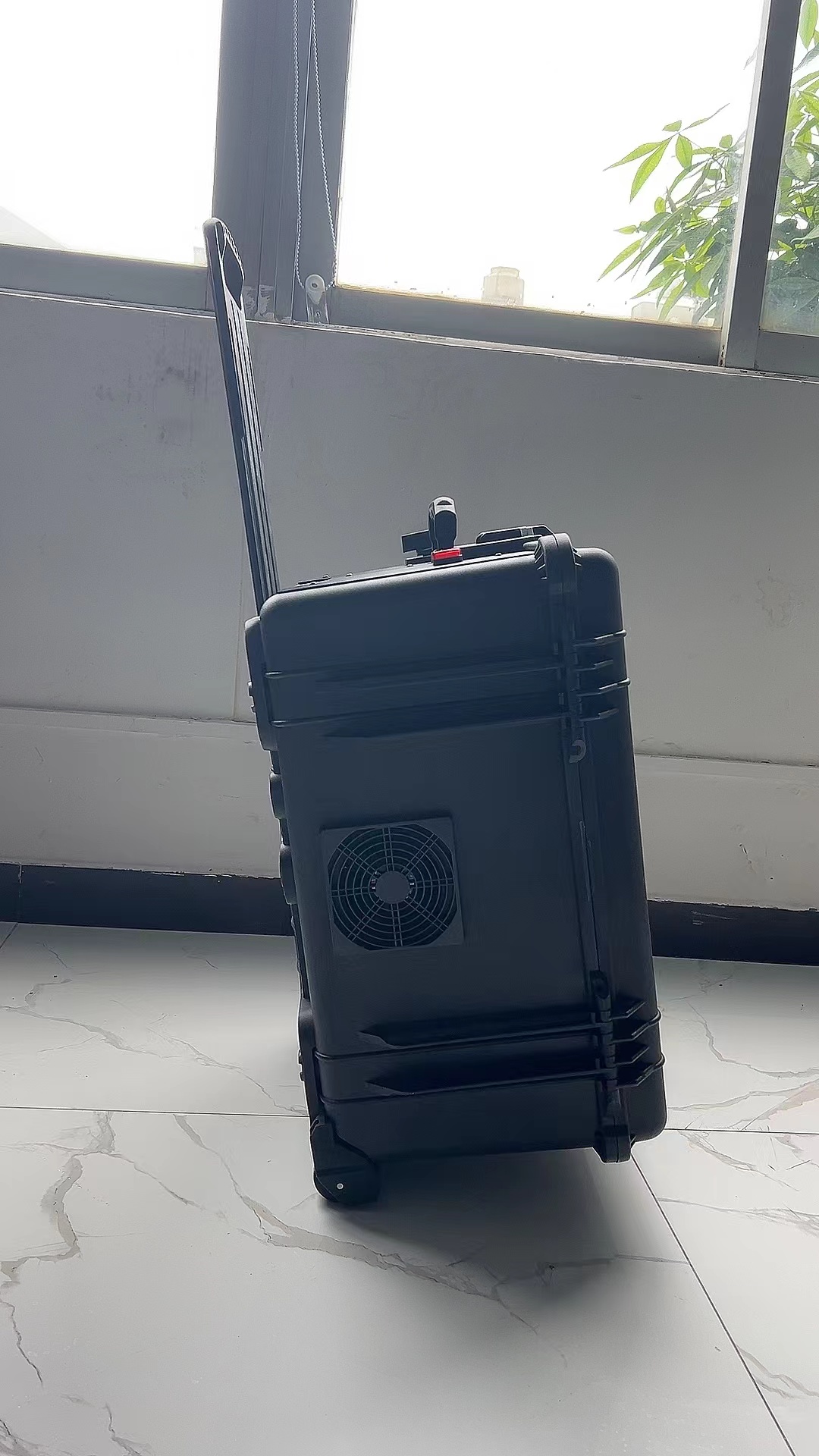 梁河手拉箱型移动通信干扰器